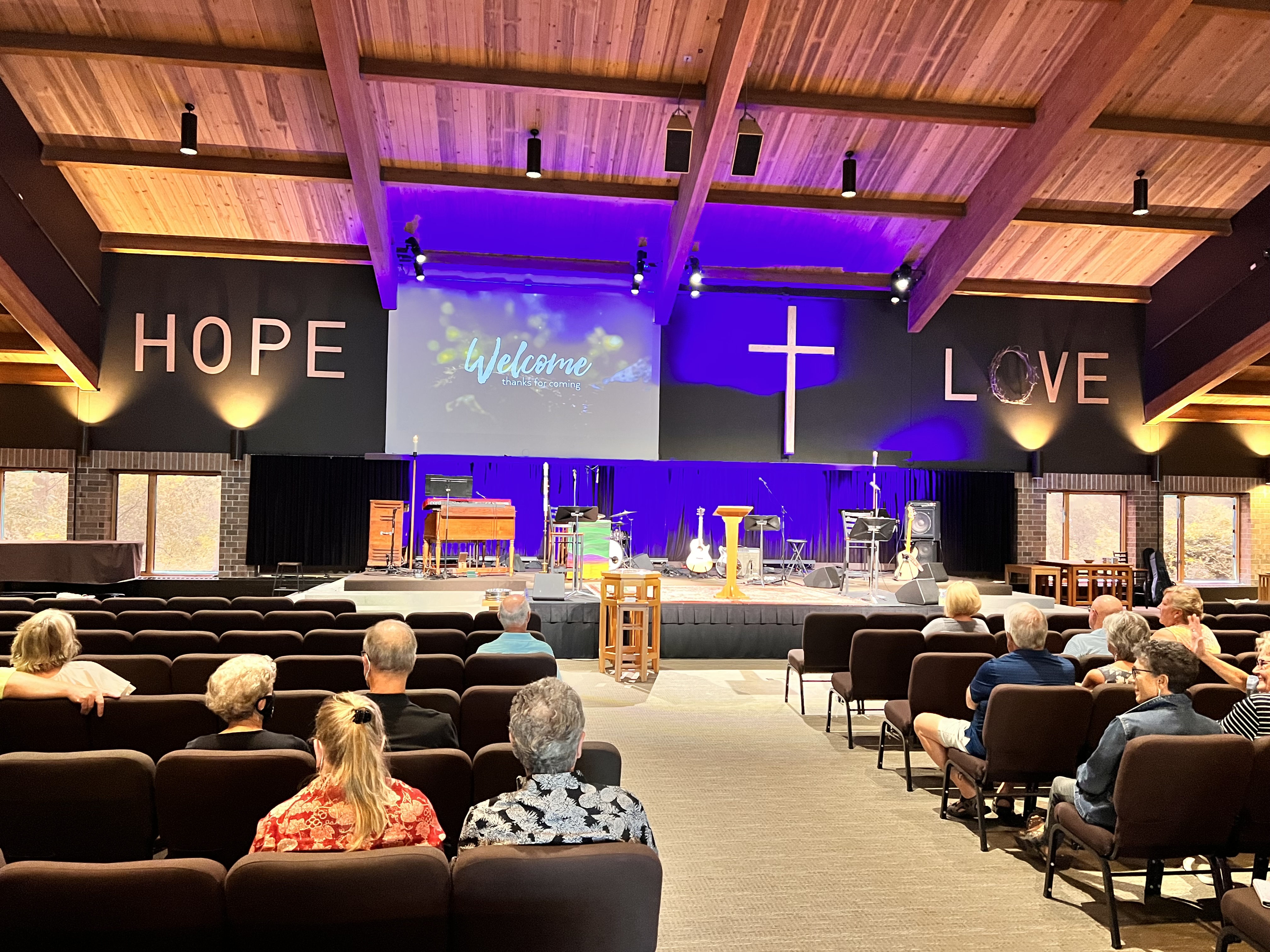 Worshiping at St. Andrew’s Lutheran in Mahtomedi